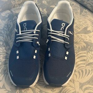 Women’s 11 On Cloud Cloud 6 in Navy